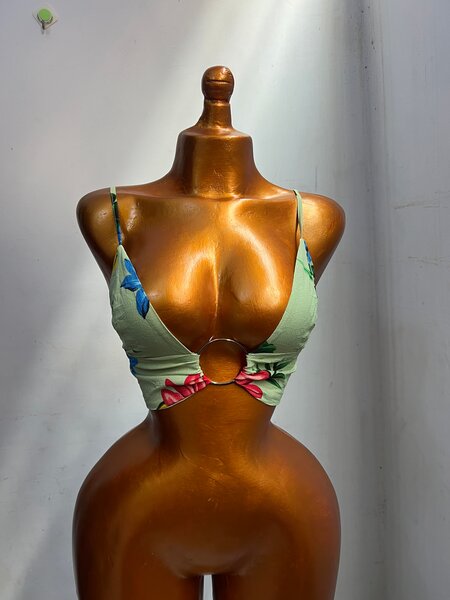 Top bikini floral élégant