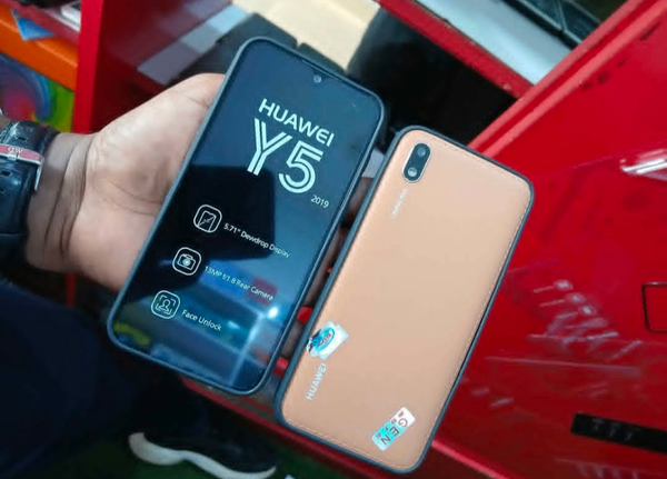 Huawei Y5 2019 Smartphone