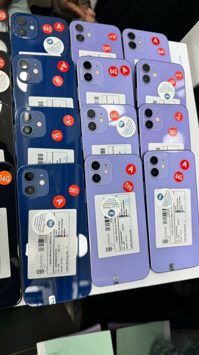 iphone 12 64giga quasi neuf