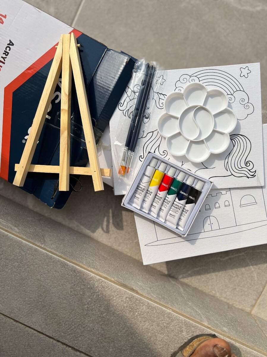 SIP AND PAINT KIT for adults