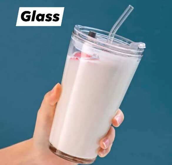 GLASS CUP WITH LID AND STRAW