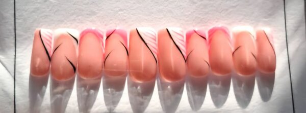 Press-on nails en gel