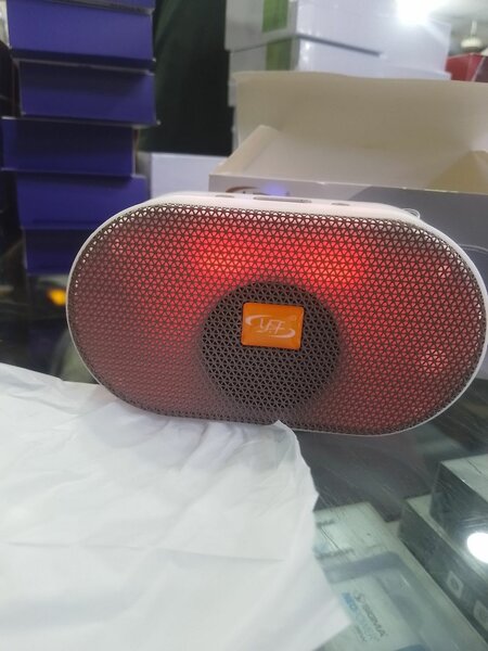 L003 buletoot speaker