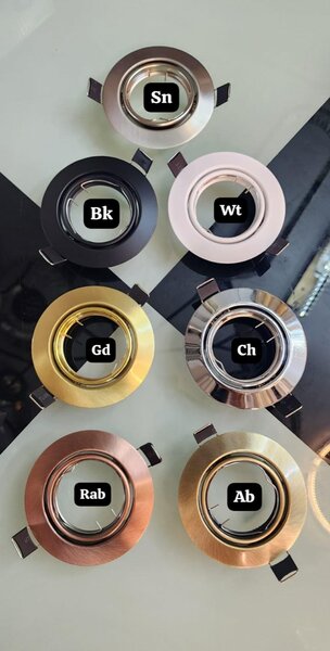 Spotlight light fittings