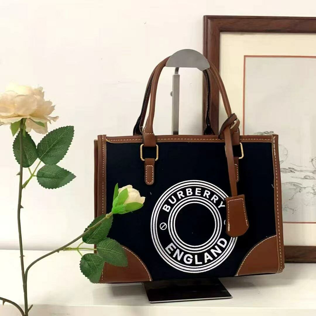 Sac à main élégant Burberry