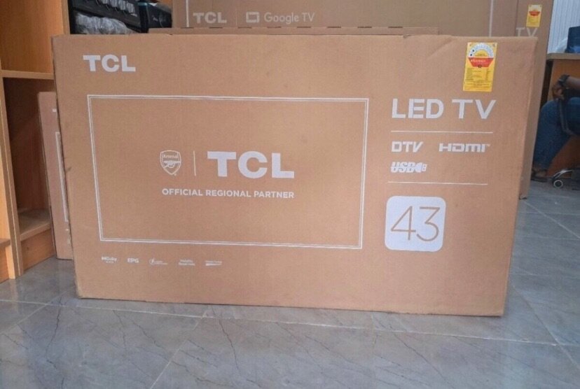 TCL 43inches television, smart