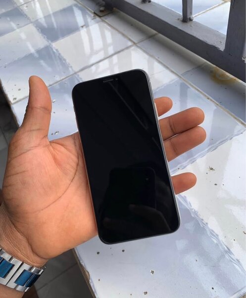 iPhone X argenté excellent état