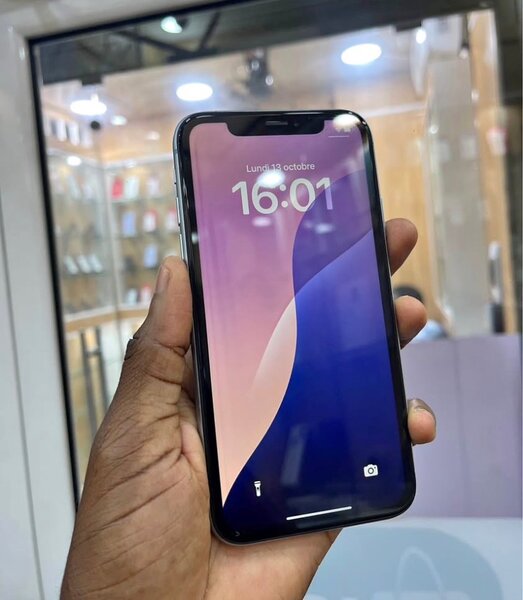 iPhone XR Bleu