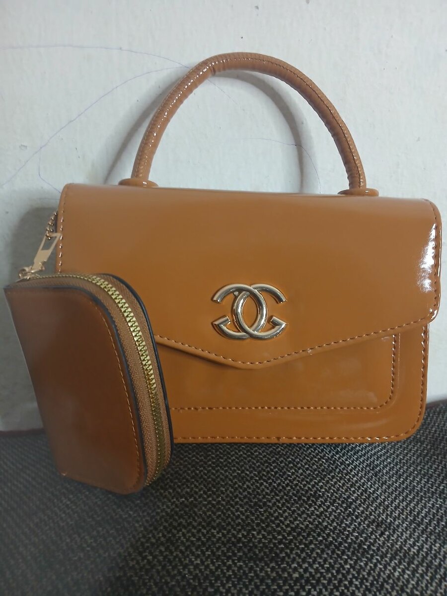 Sac à main en cuir pour femme