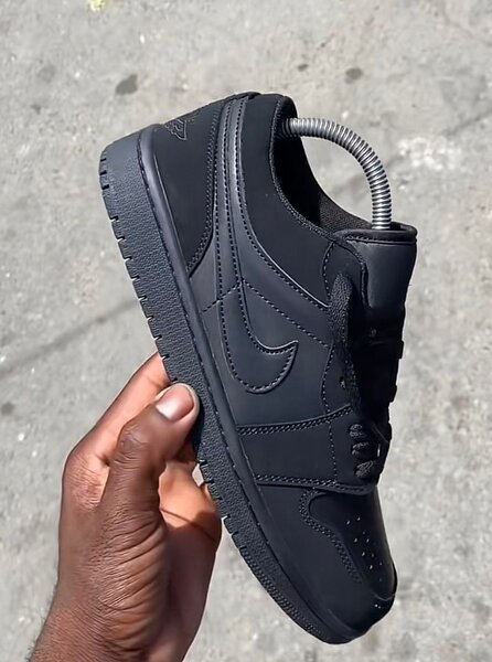 Baskets noires unisexes