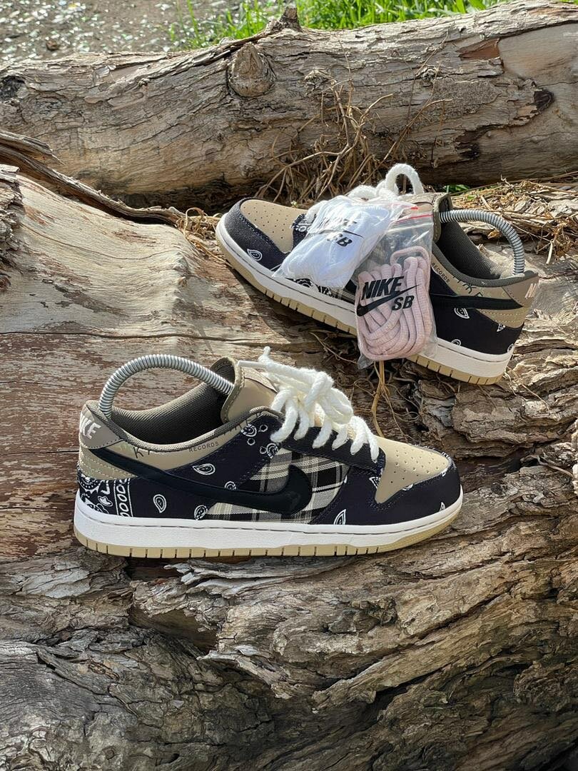 Nike SB-Dunk Cactus Jack