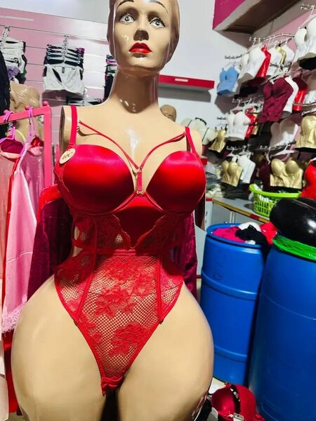 Combinaison en dentelle sexy