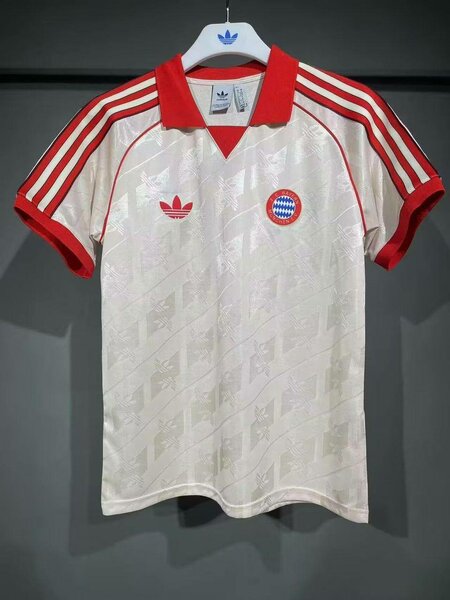 Maillot de foot vintage blanc Adidas Real Madrid
