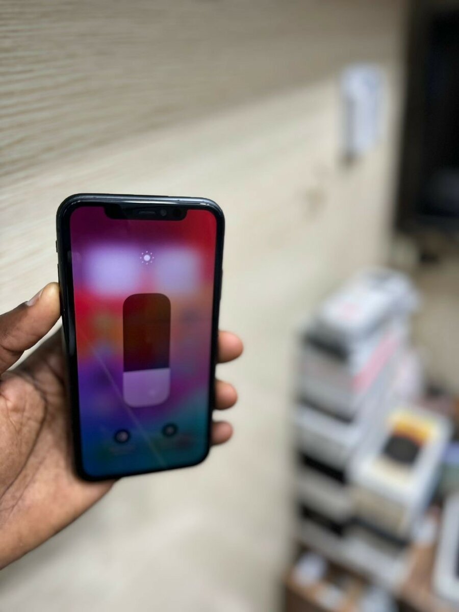 iPhone 11 64g propre