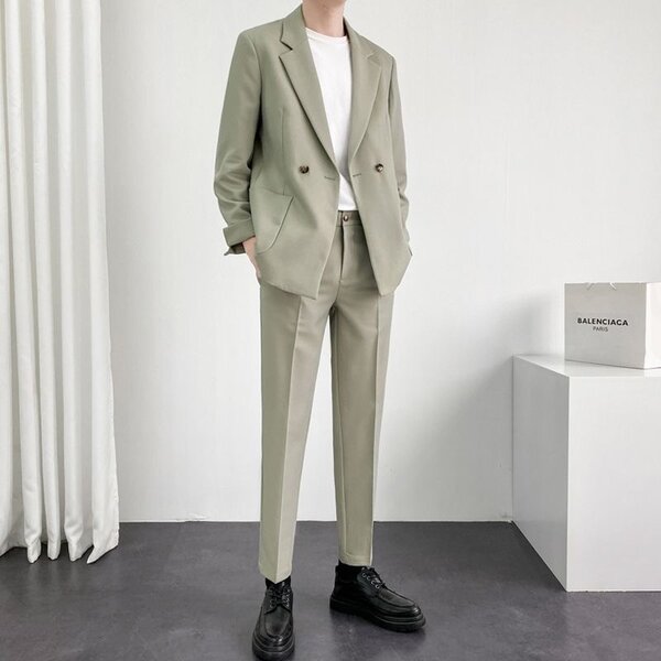 Повседневный костюм тройка