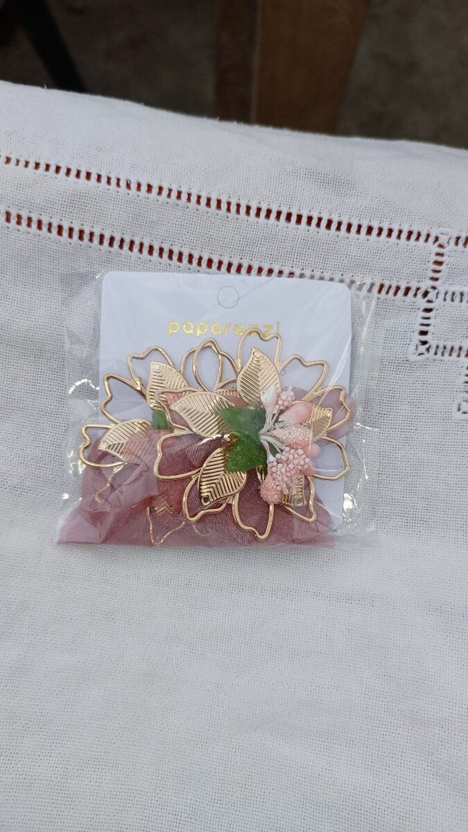 Boucle d'oreille fleur