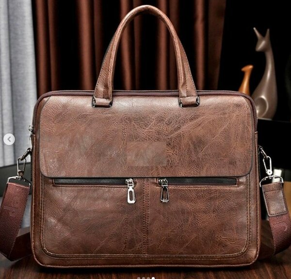 Shoulder bag, leather, brown