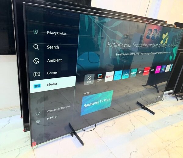 SAMSUNG. 85 Q70C 2023/24 series smart tv