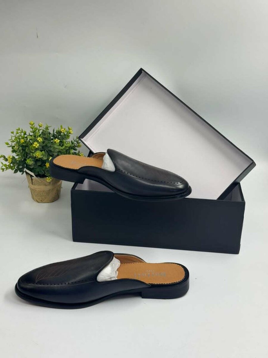 BILLIONAIRE HALF SHOES FOR EXECUTIVE.