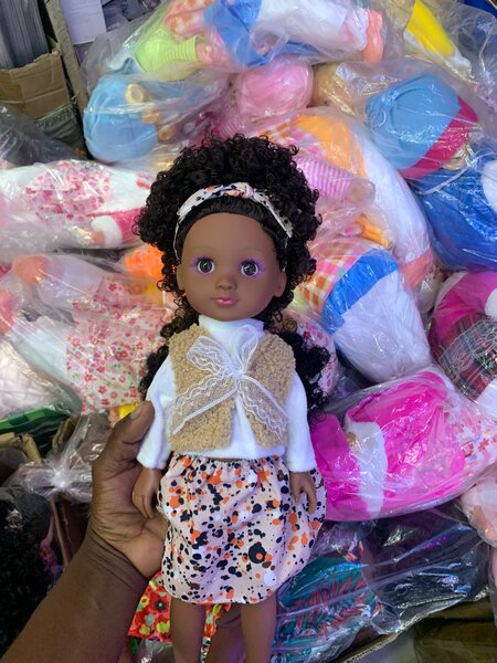 Poupée en tissu décorative