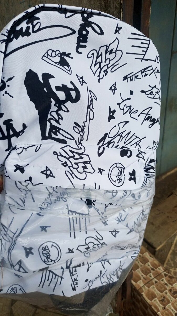 Sac à dos street style graffiti