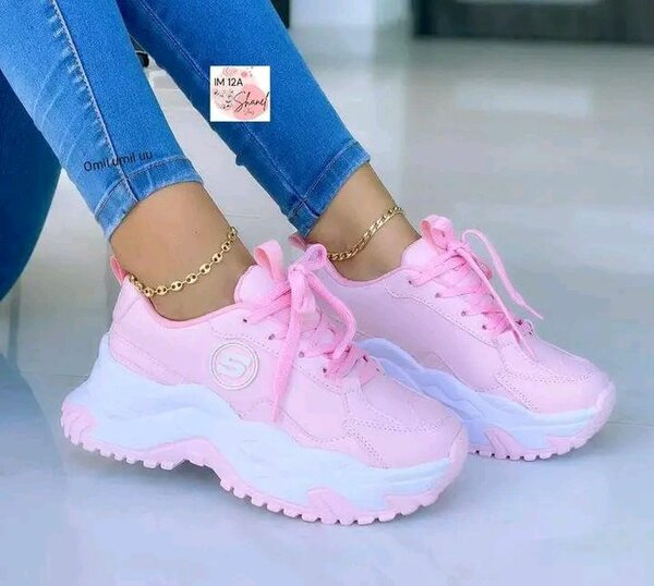 Ladies shoes