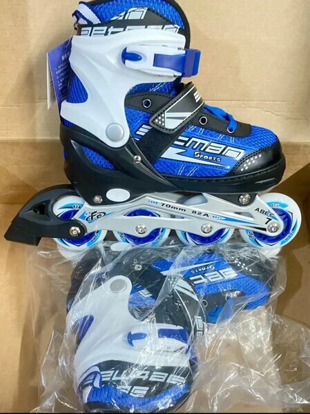 Rollers enfants bleus neufs