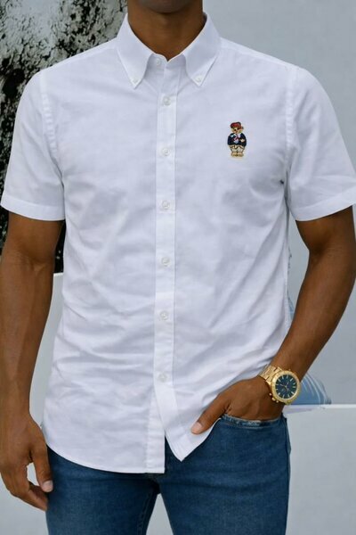 Chemise blanche brodée devant