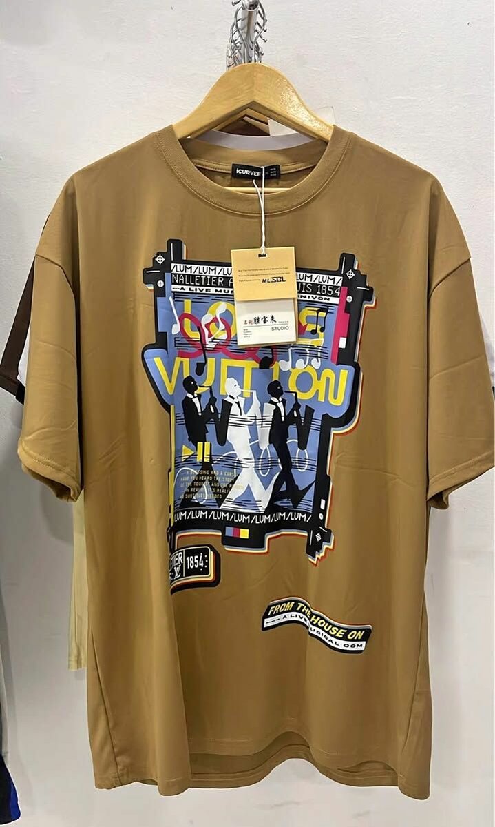 T-shirts graphiques tendance