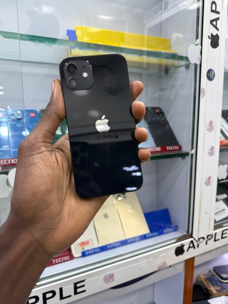 12 simple 64go batterie 69%