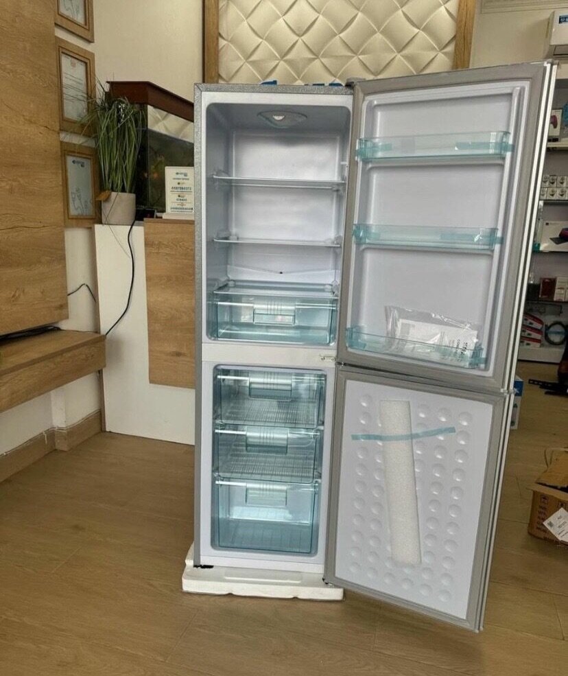 NASCO DOUBLE DOOR REFRIGERATOR