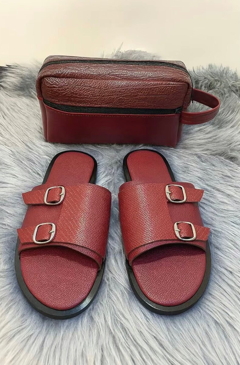 Sandales élégantes avec pochette