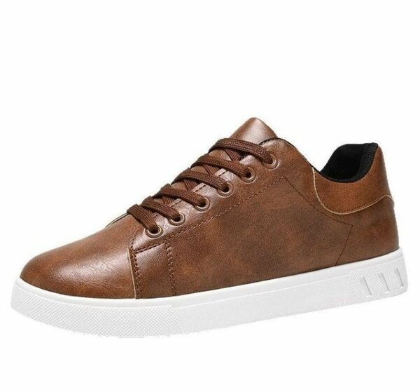 Baskets en cuir marron