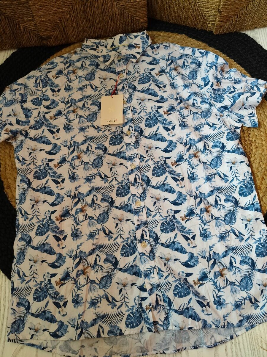 Chemise à motifs floraux homme
