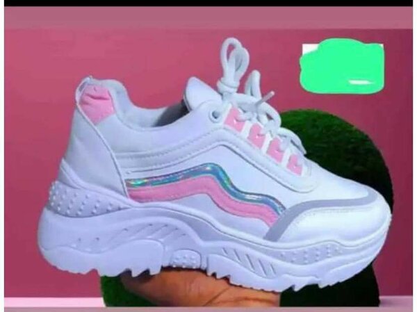 Baskets mode femme blanches