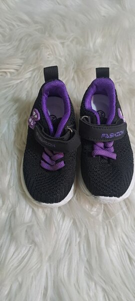 Chaussures enfants colorées