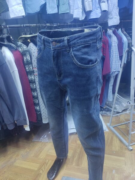 Мужские джинсы