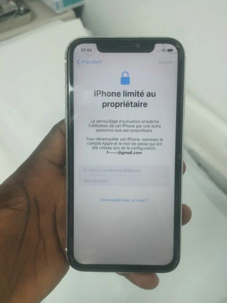 iPhone 11 en bon état