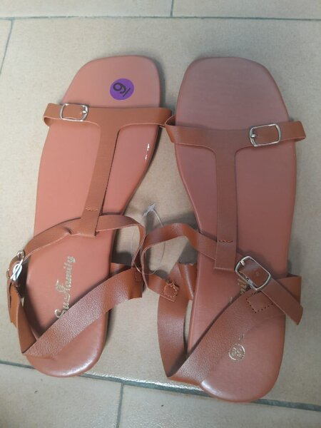 Sandales élégantes en cuir