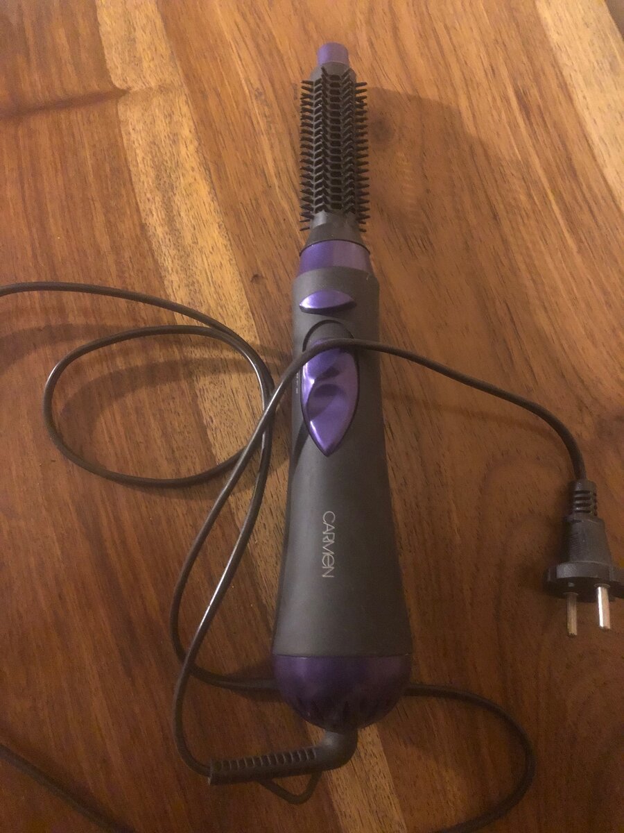 Hair dryer