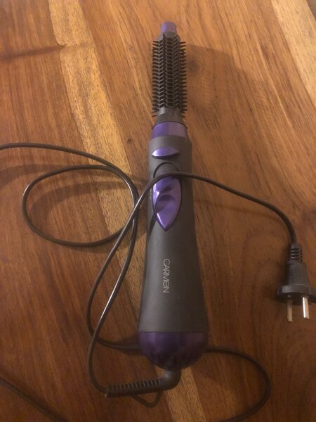 Hair dryer