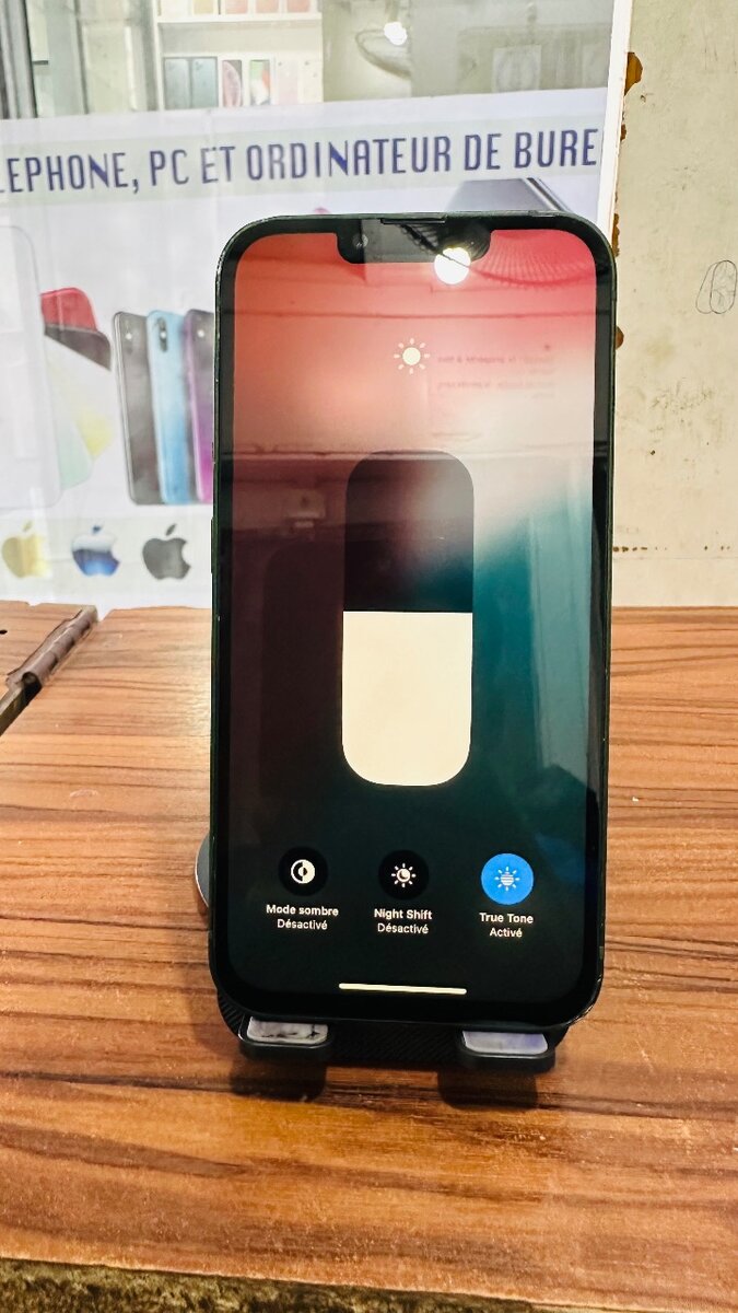 iPhone 13 128giga avec ID