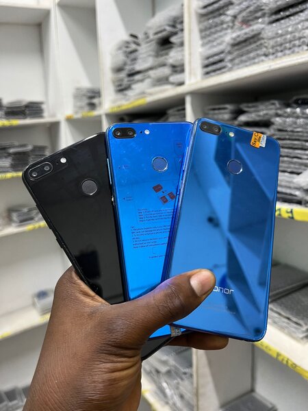 Honor 9 lite
