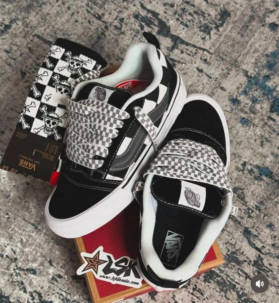 Vans Knu-Skool