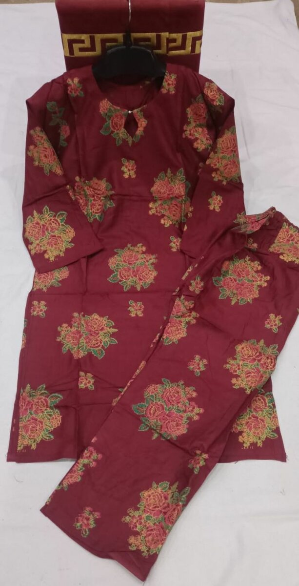 Most demanding Gulab print Linen 2p suit for girls and women
