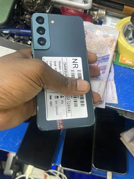 Smartphone triple caméra