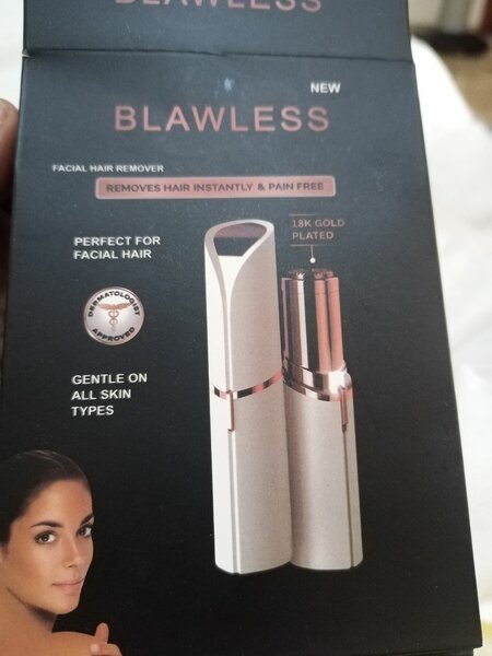 Rasoir Visage femme electrique