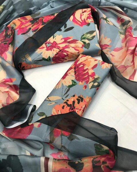 Lawn 3 Peace Suit