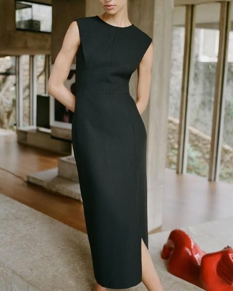 Zara Crepe Midi Dress in Black 