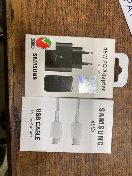 Samsung Mobile charger full Adopter and Cebal
